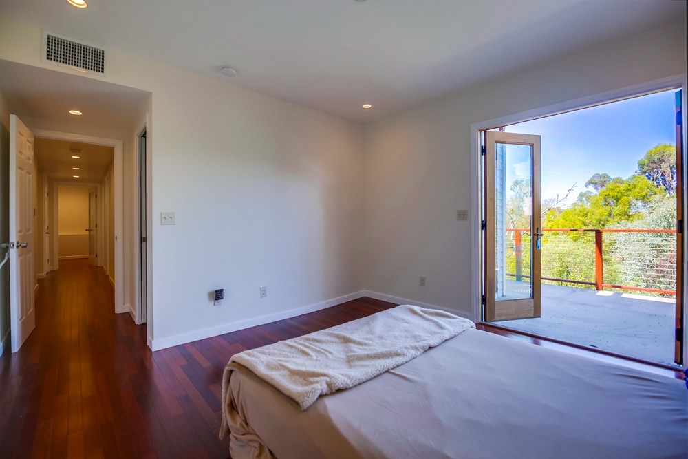 Virtual tour photo 40 of 54 for 2228 29th St