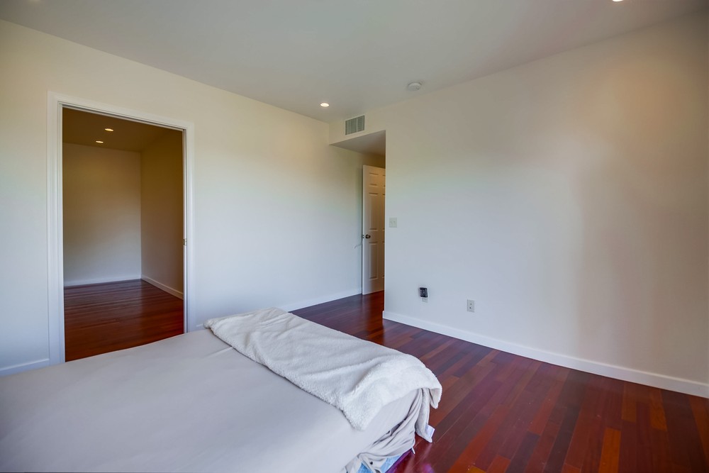 Virtual tour photo 42 of 54 for 2228 29th St