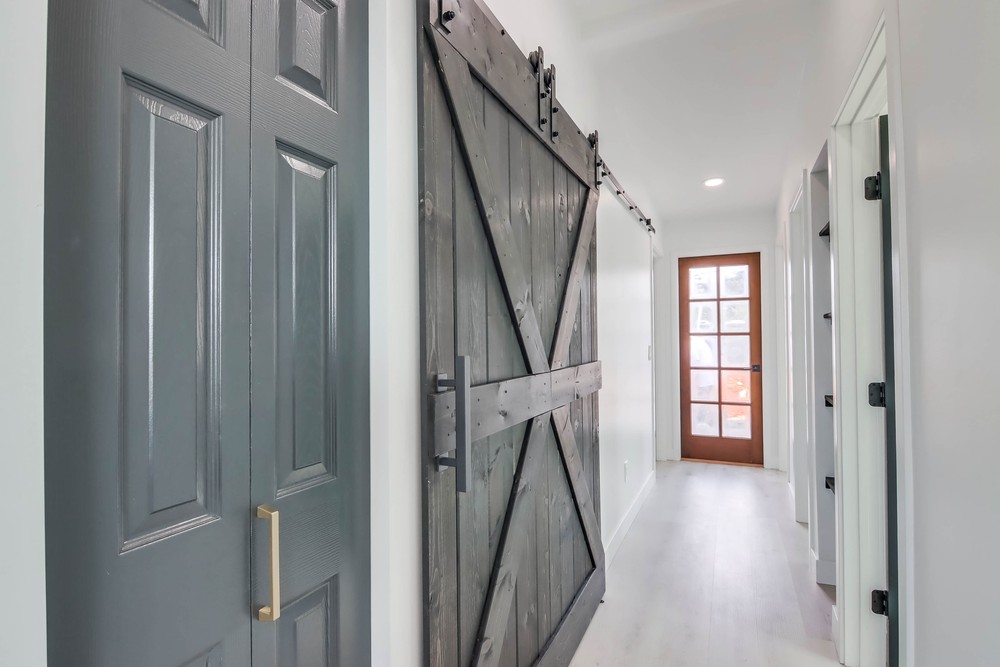 Virtual tour photo 13 of 28 for 223 Pardee St