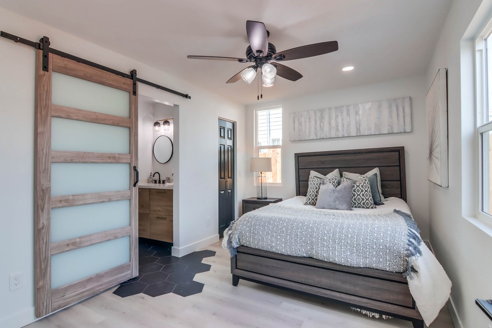 Virtual tour photo 14 of 28 for 223 Pardee St