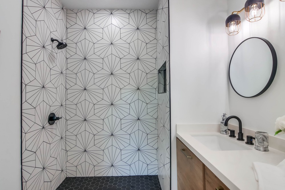 Virtual tour photo 18 of 28 for 223 Pardee St