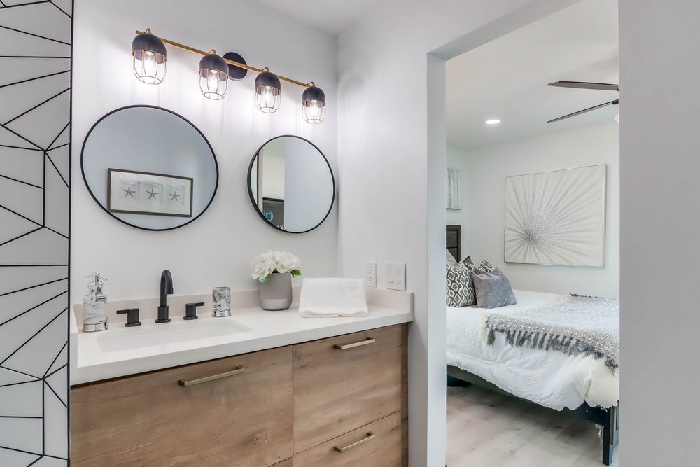 Virtual tour photo 21 of 28 for 223 Pardee St