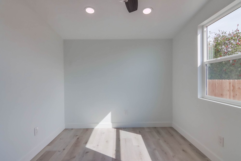 Virtual tour photo 24 of 28 for 223 Pardee St