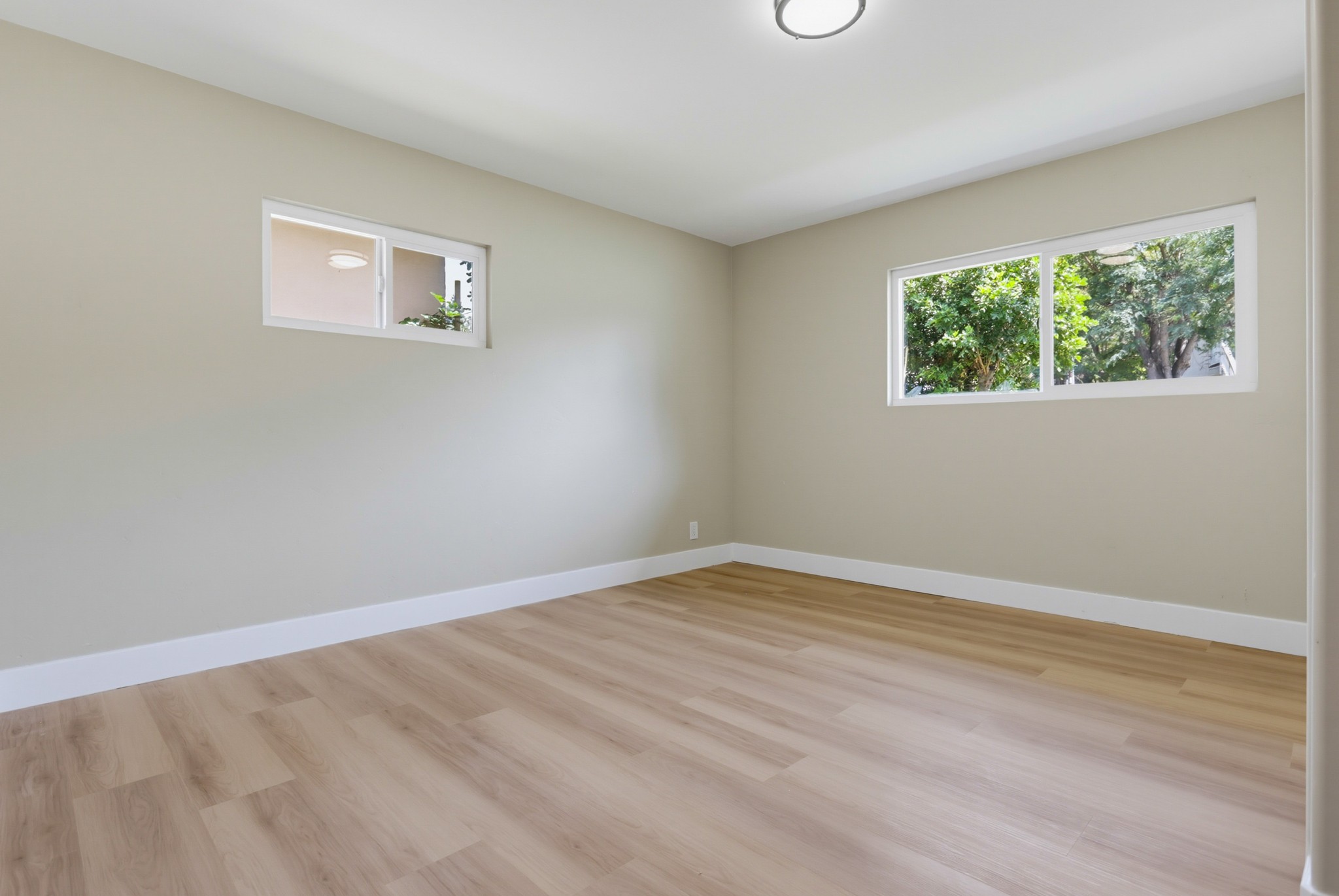 Virtual tour photo 17 of 35 for 223 Vista Glen Ln