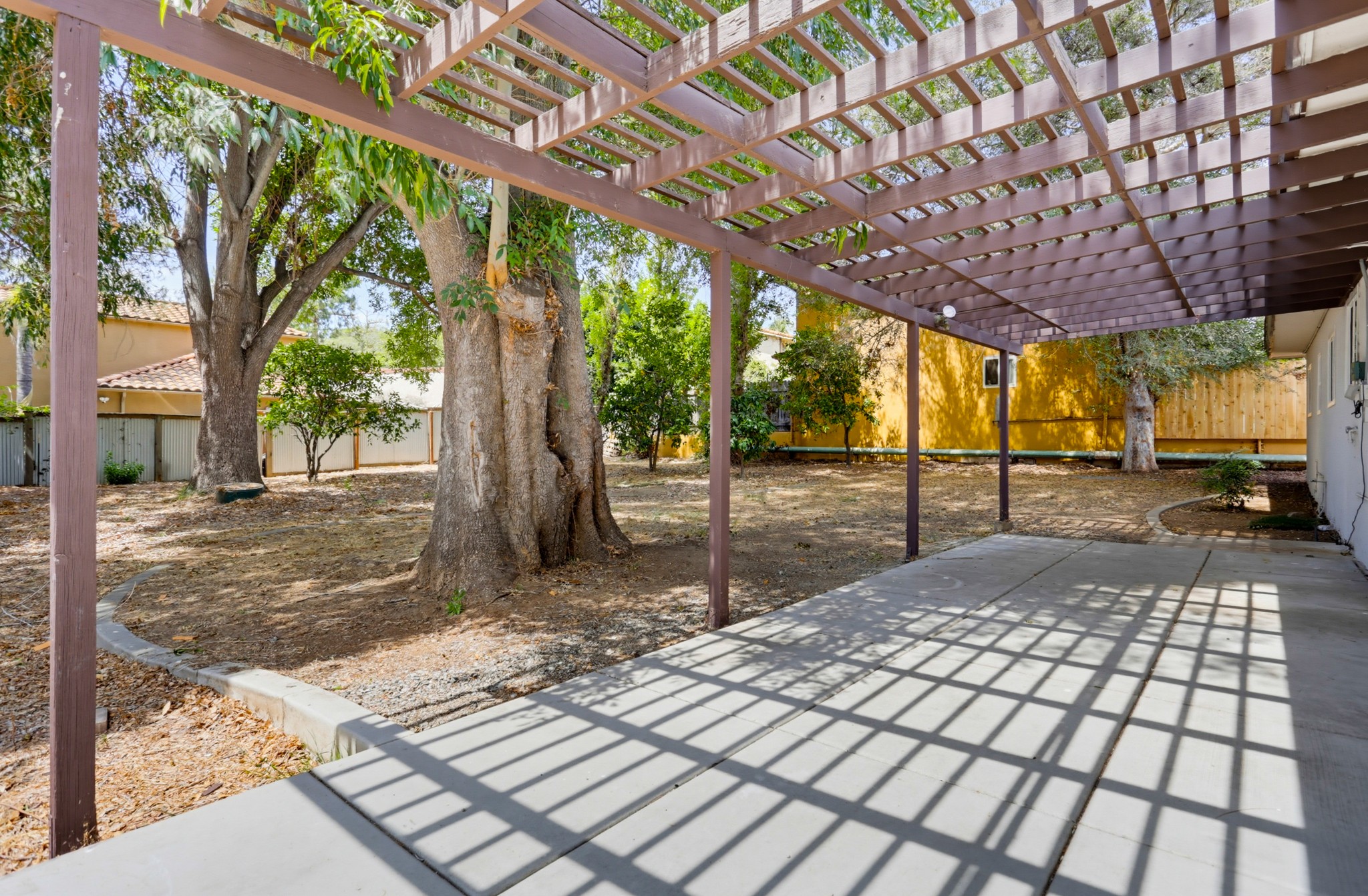 Virtual tour photo 30 of 35 for 223 Vista Glen Ln