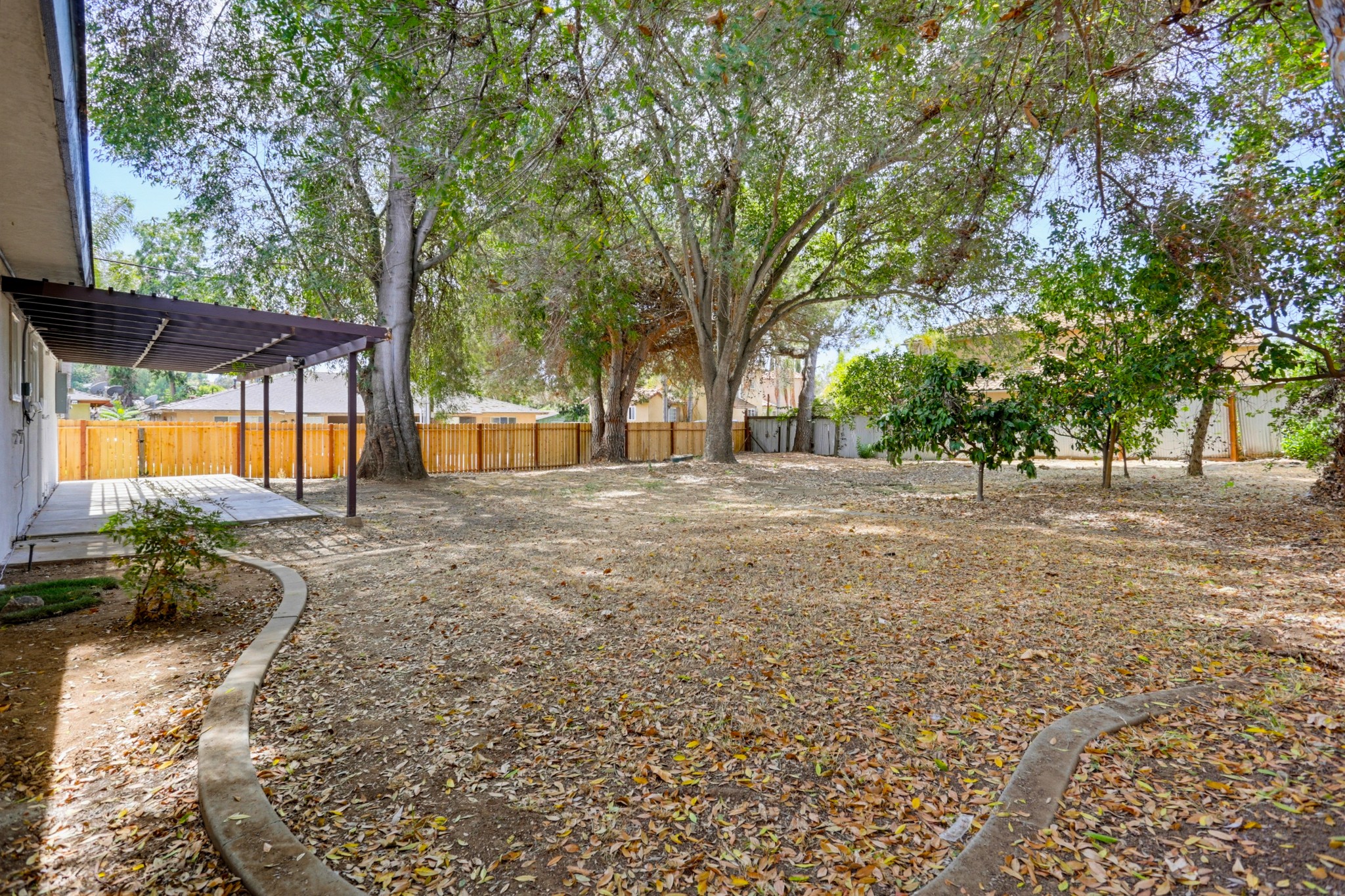 Virtual tour photo 31 of 35 for 223 Vista Glen Ln