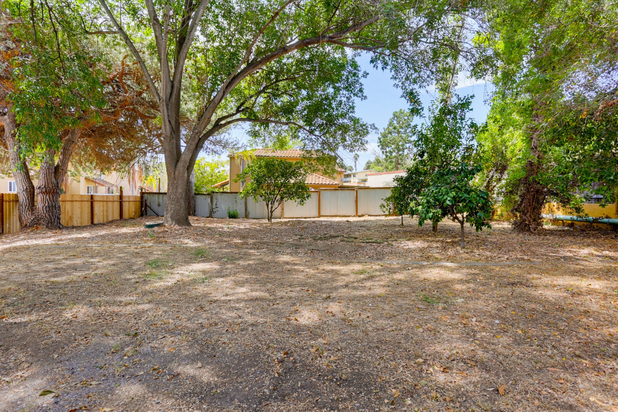 Virtual tour photo 34 of 35 for 223 Vista Glen Ln