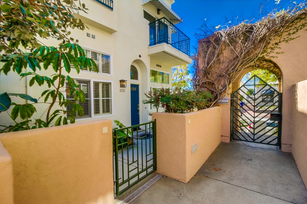 Virtual tour photo 5 of 55 for 2231 Fifth Ave