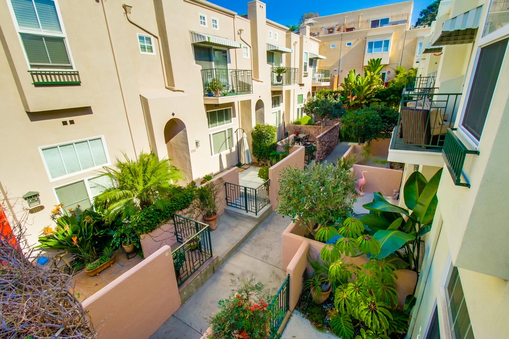 Virtual tour photo 32 of 44 for 2231 Fifth Ave
