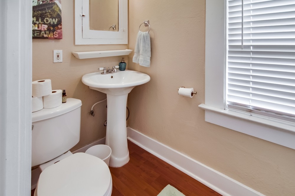Virtual tour photo 16 of 36 for 2232 Dale Street