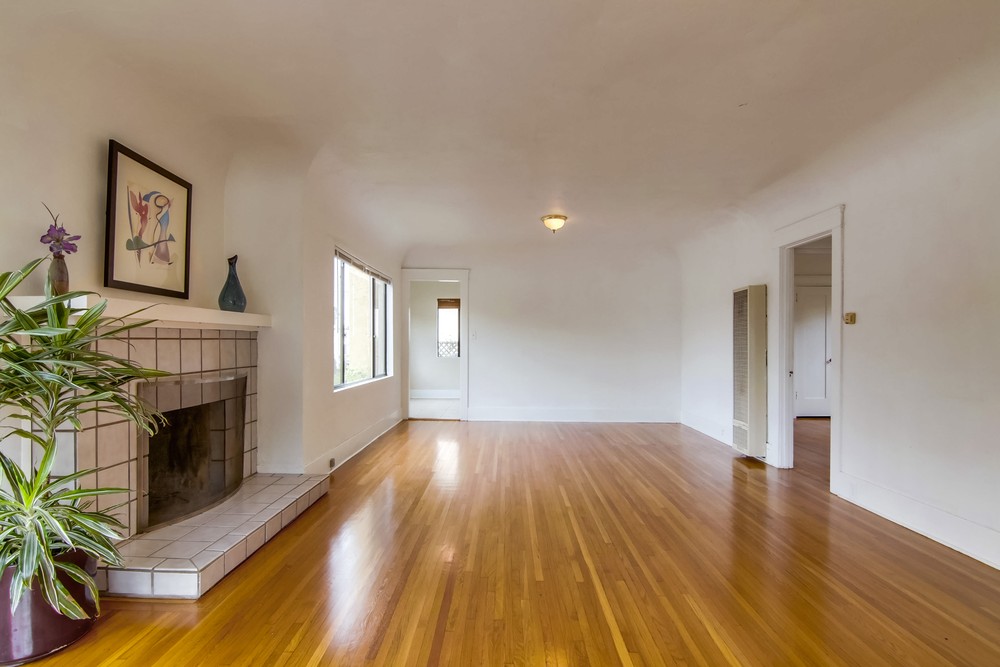 Virtual tour photo 7 of 80 for 2232 Dwight St