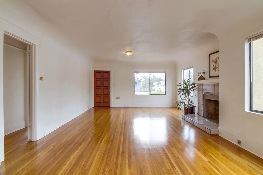Virtual tour photo 10 of 80 for 2232 Dwight St