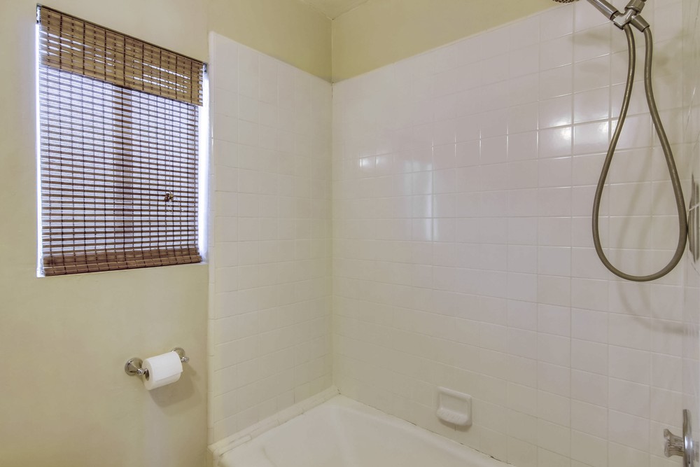 Virtual tour photo 33 of 80 for 2232 Dwight St
