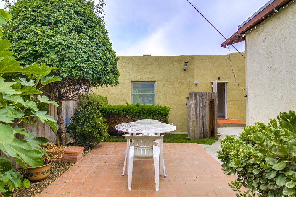 Virtual tour photo 36 of 80 for 2232 Dwight St