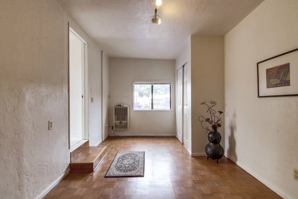 Virtual tour photo 62 of 80 for 2232 Dwight St