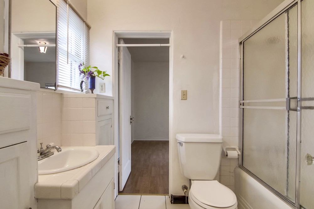 Virtual tour photo 69 of 80 for 2232 Dwight St