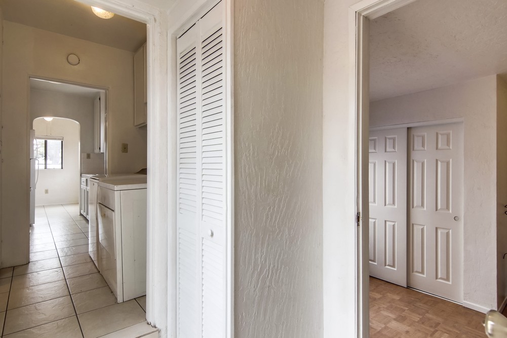 Virtual tour photo 76 of 80 for 2232 Dwight St