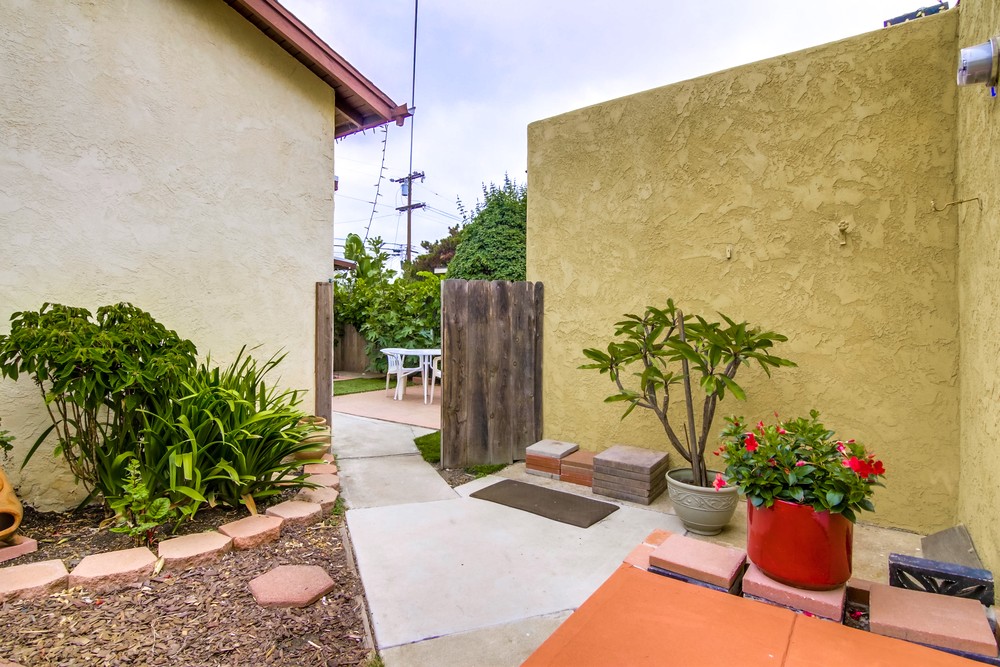 Virtual tour photo 79 of 80 for 2232 Dwight St
