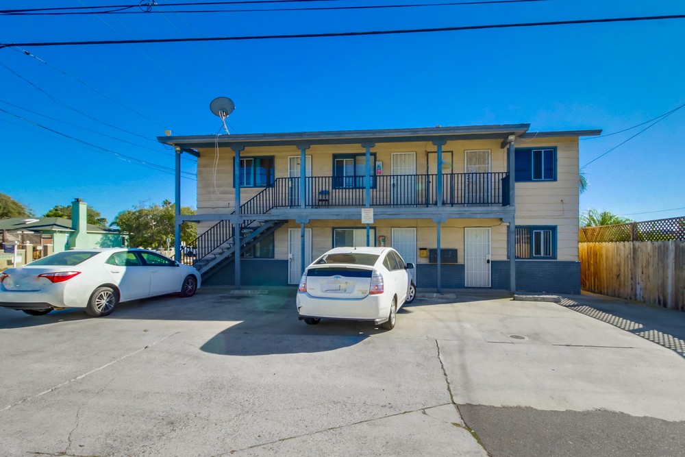 Virtual tour photo 1 of 12 for 2235 Meade Ave