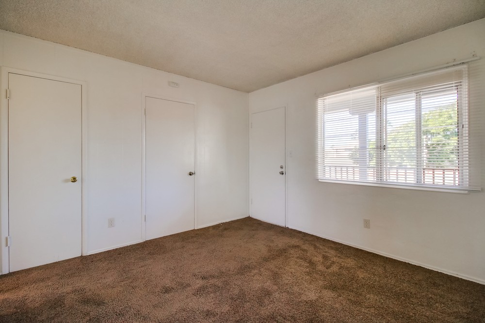 Virtual tour photo 9 of 12 for 2235 Meade Ave