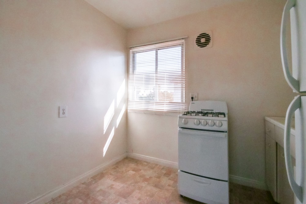 Virtual tour photo 11 of 12 for 2235 Meade Ave