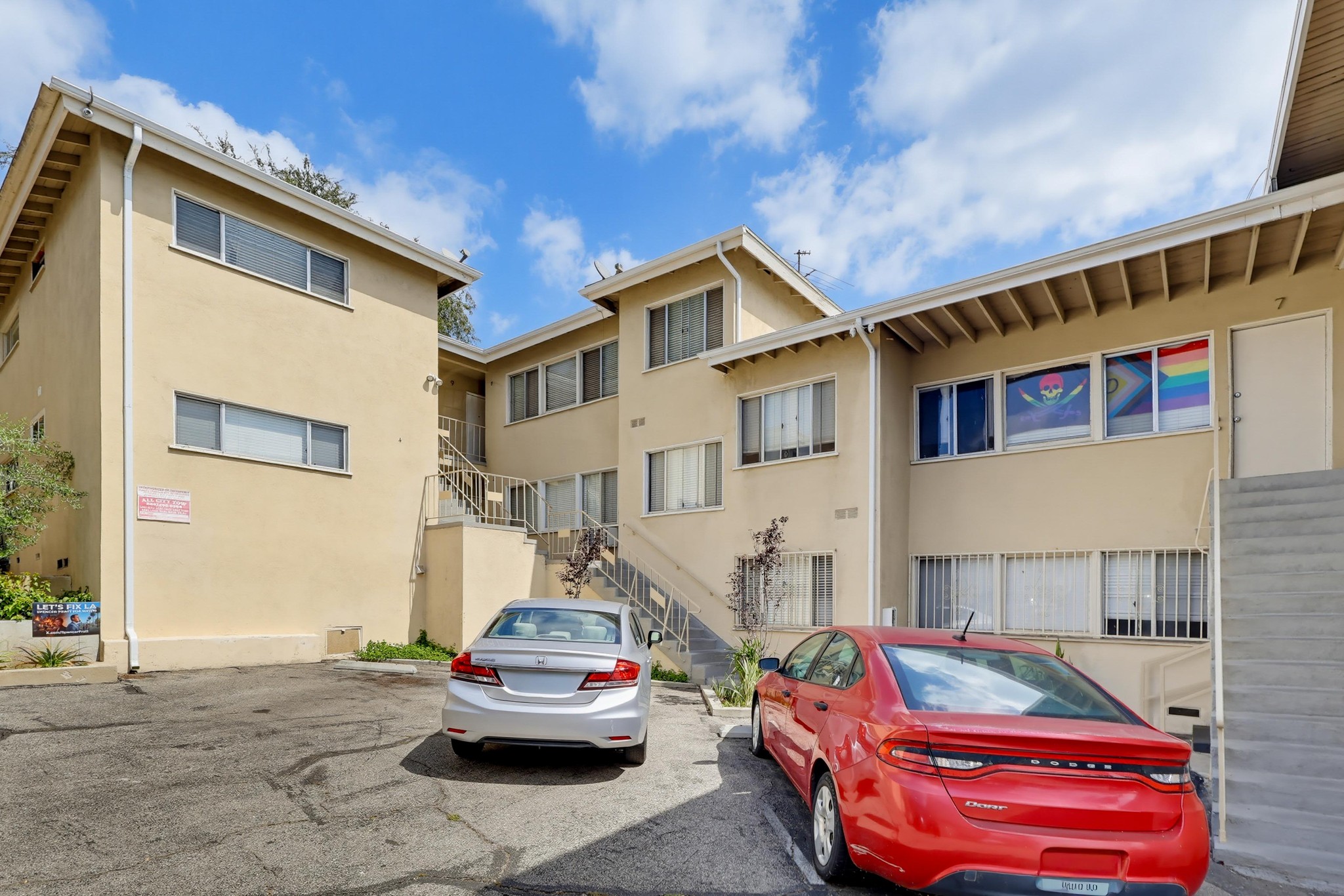 Virtual tour photo 1 of 41 for 2235 W 26th Pl
