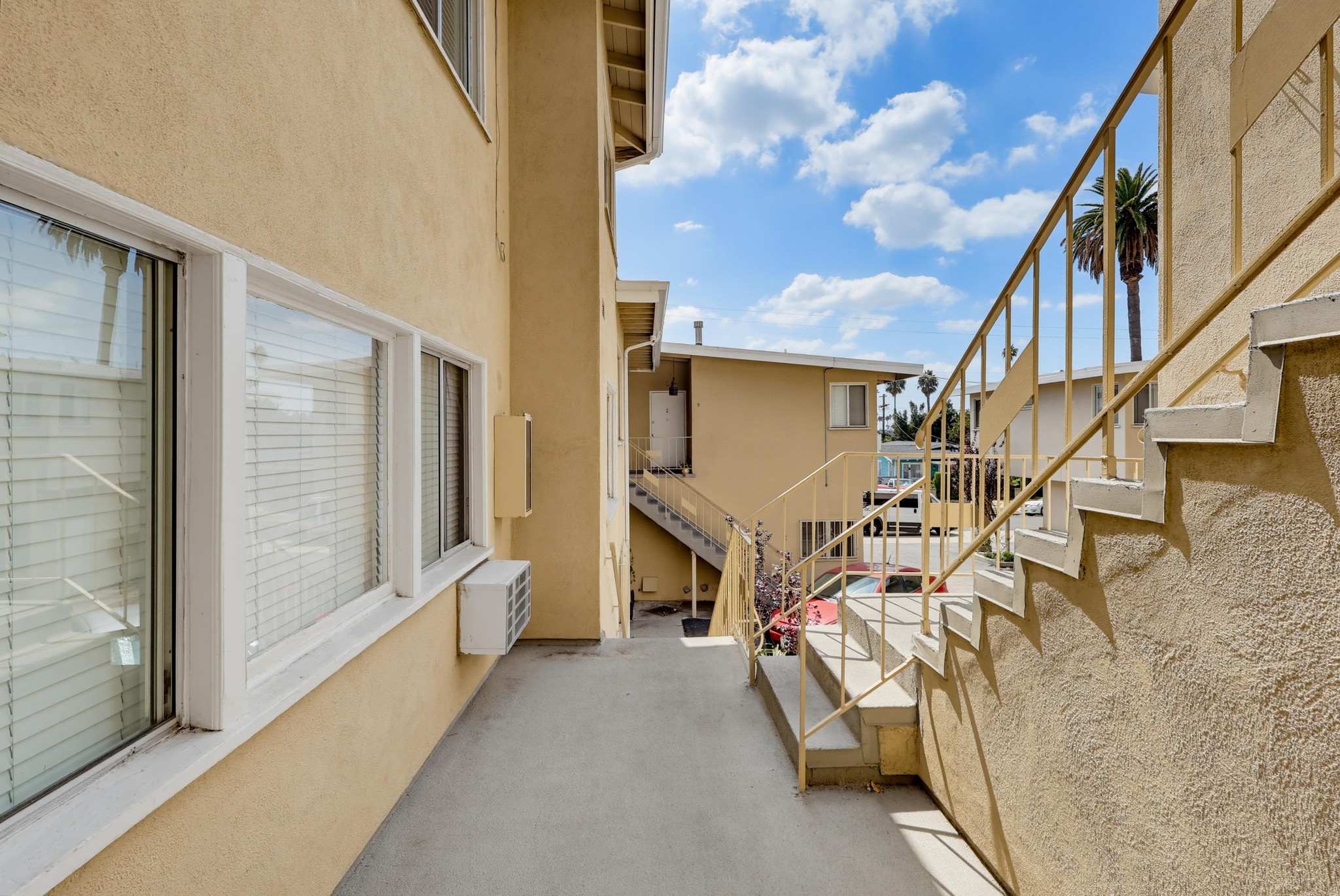 Virtual tour photo 6 of 41 for 2235 W 26th Pl