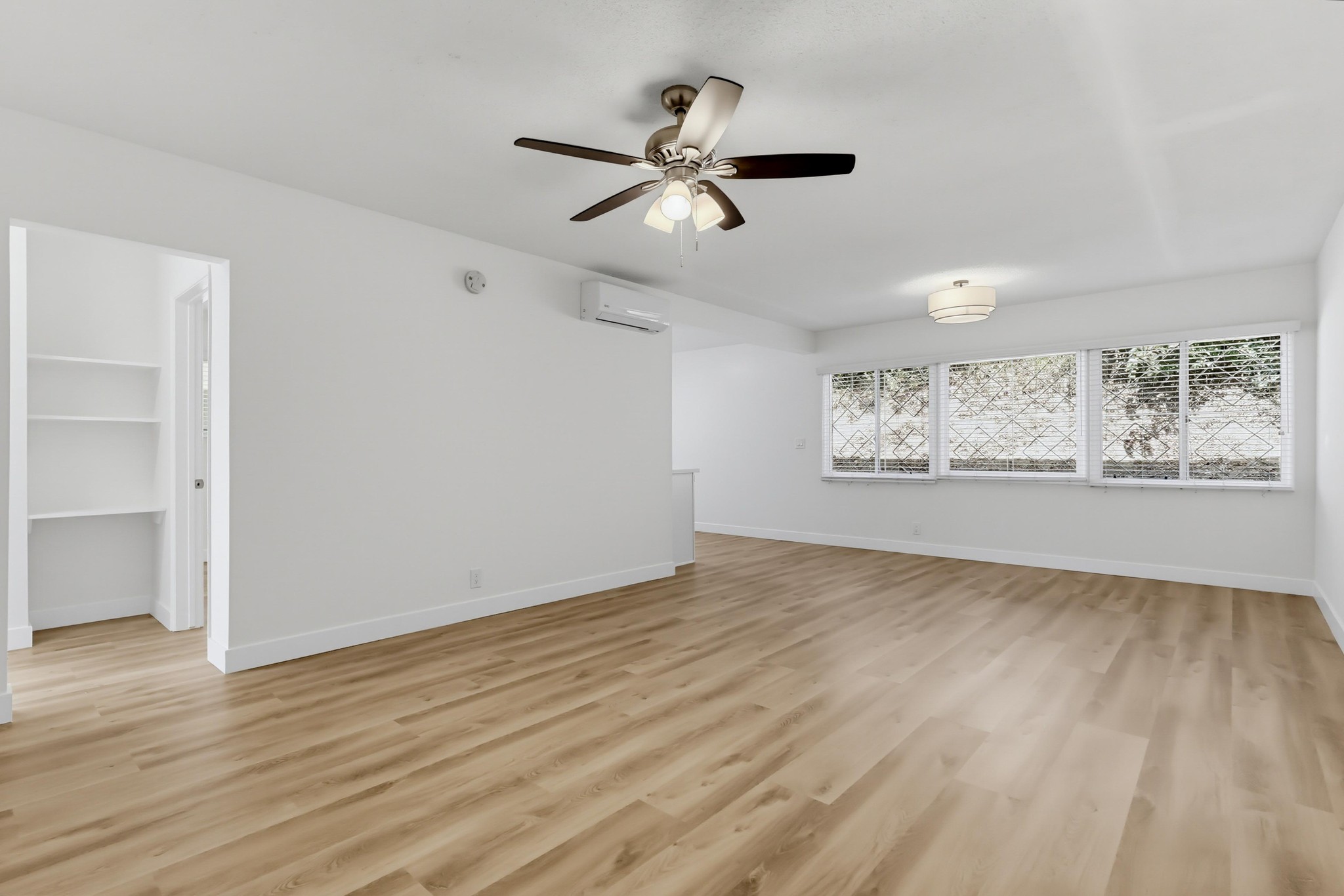 Virtual tour photo 9 of 41 for 2235 W 26th Pl