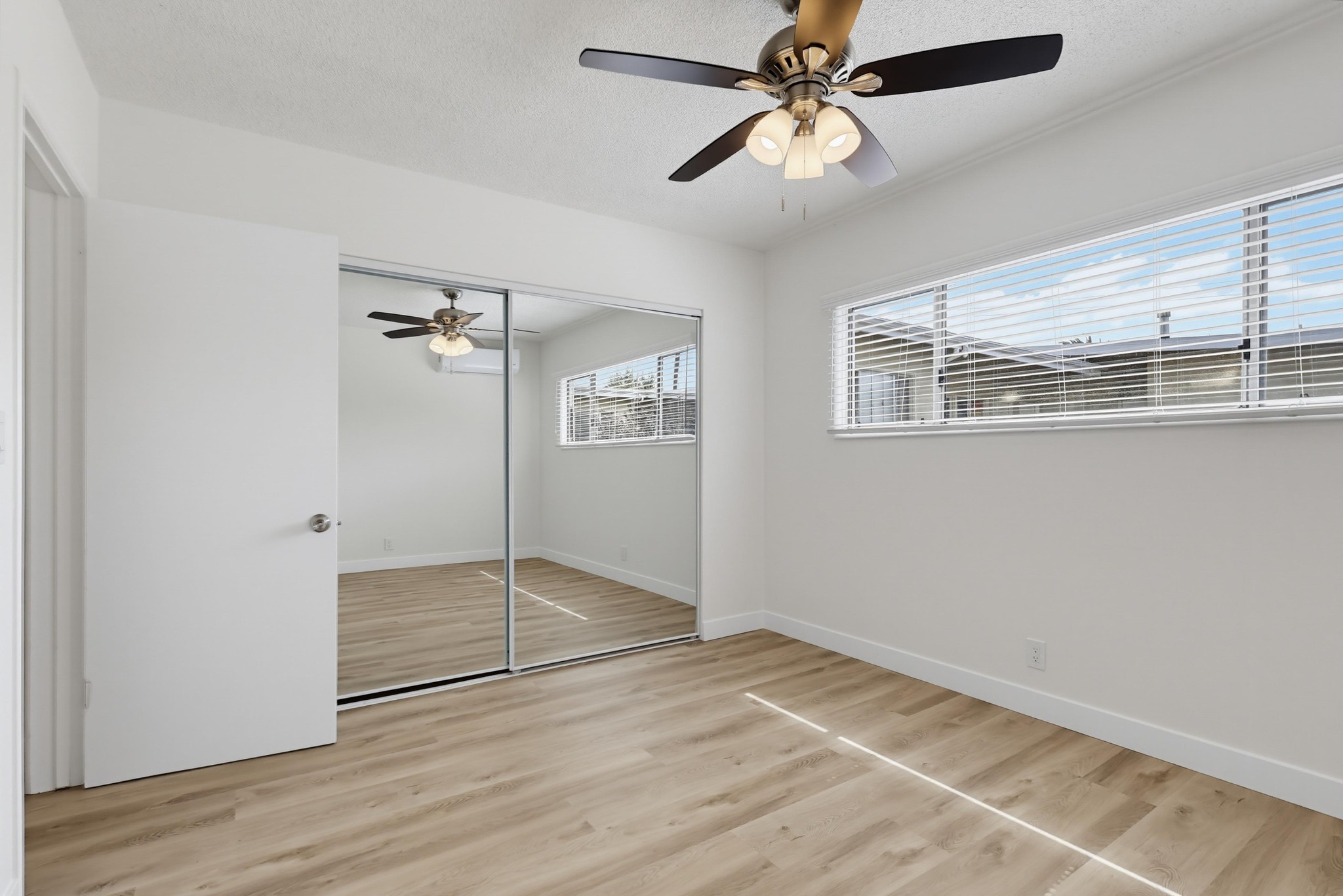 Virtual tour photo 34 of 41 for 2235 W 26th Pl