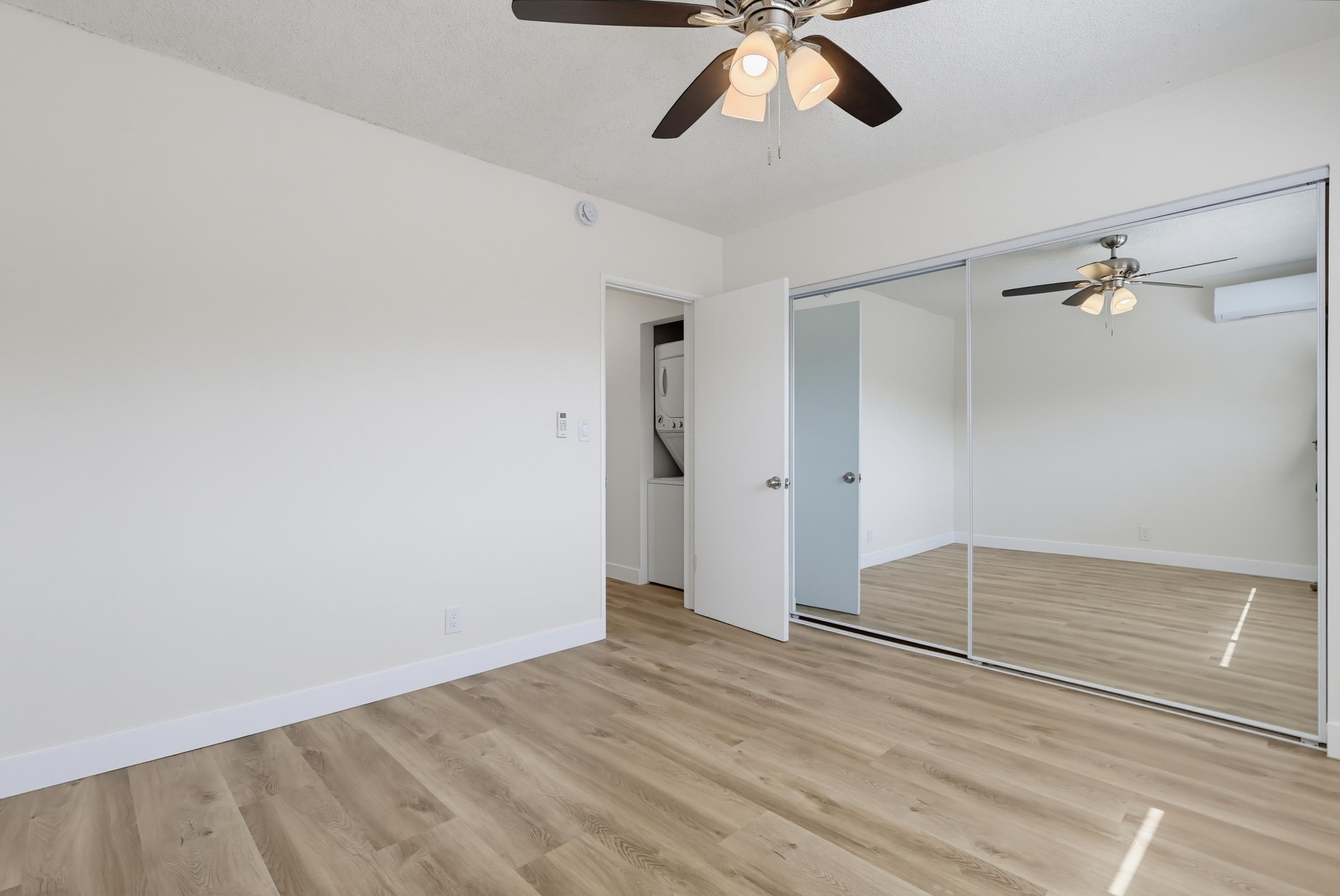 Virtual tour photo 36 of 41 for 2235 W 26th Pl