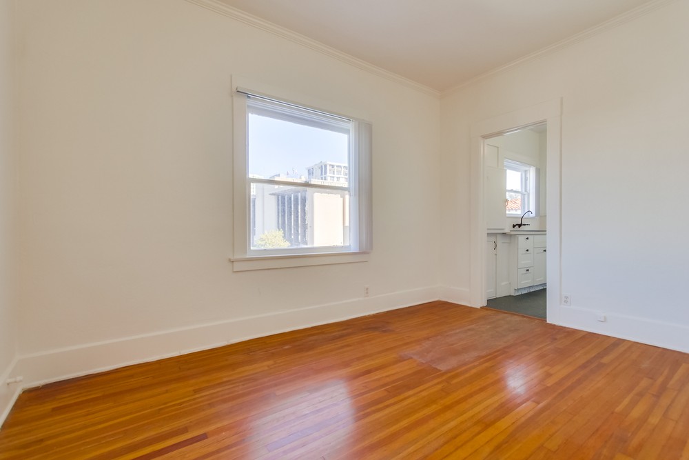 Virtual tour photo 14 of 66 for 2241 4th Ave