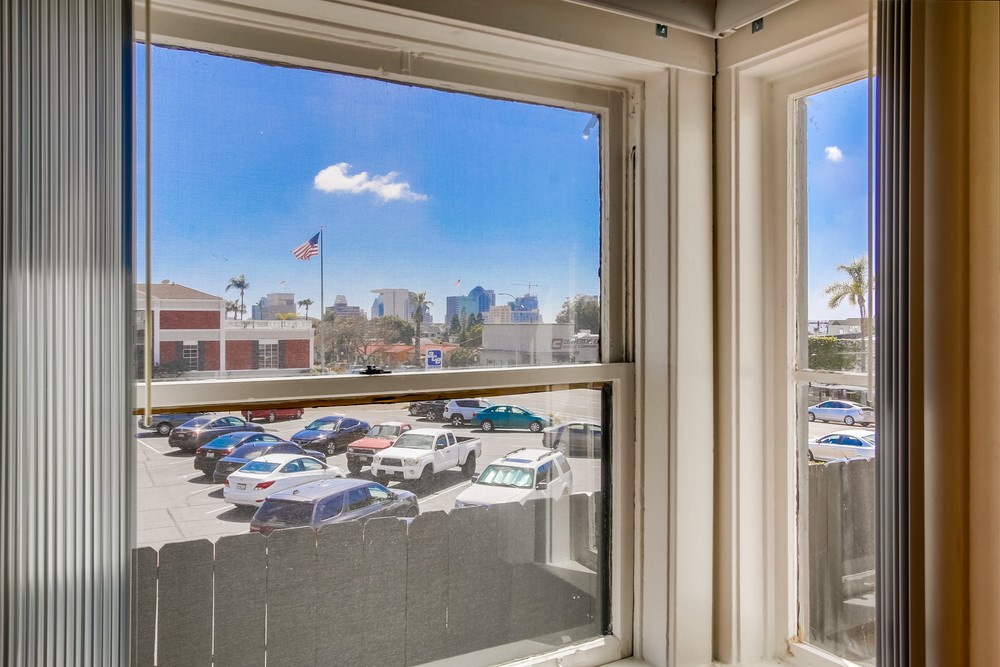 Virtual tour photo 11 of 65 for 2241 Fourth Ave