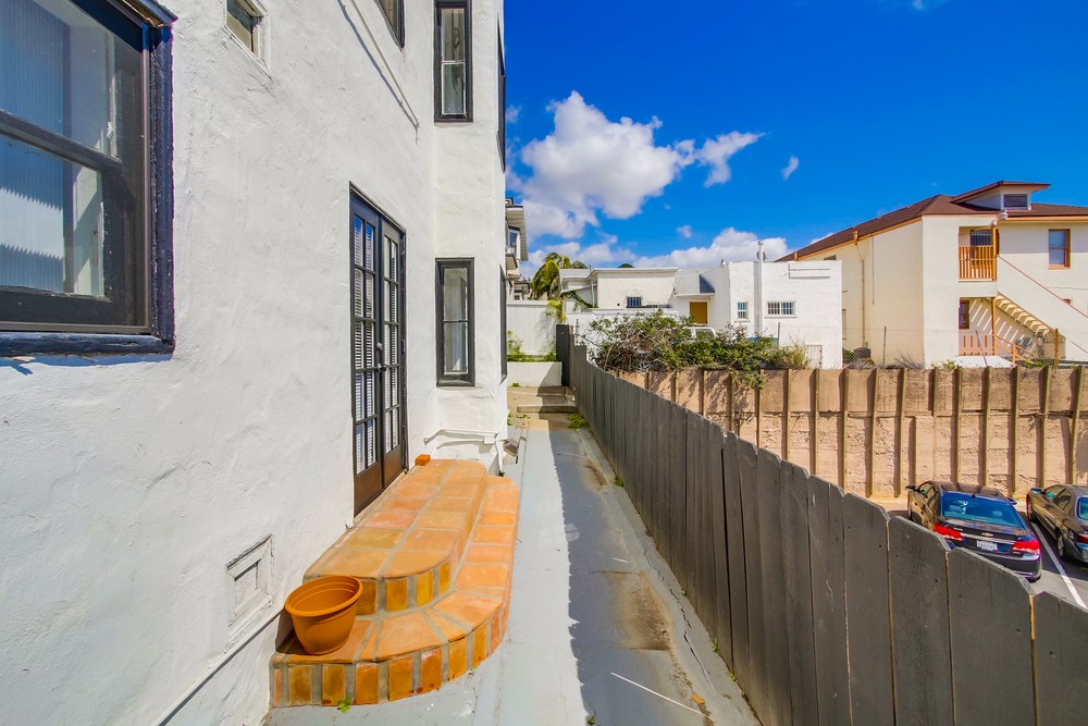 Virtual tour photo 29 of 65 for 2241 Fourth Ave