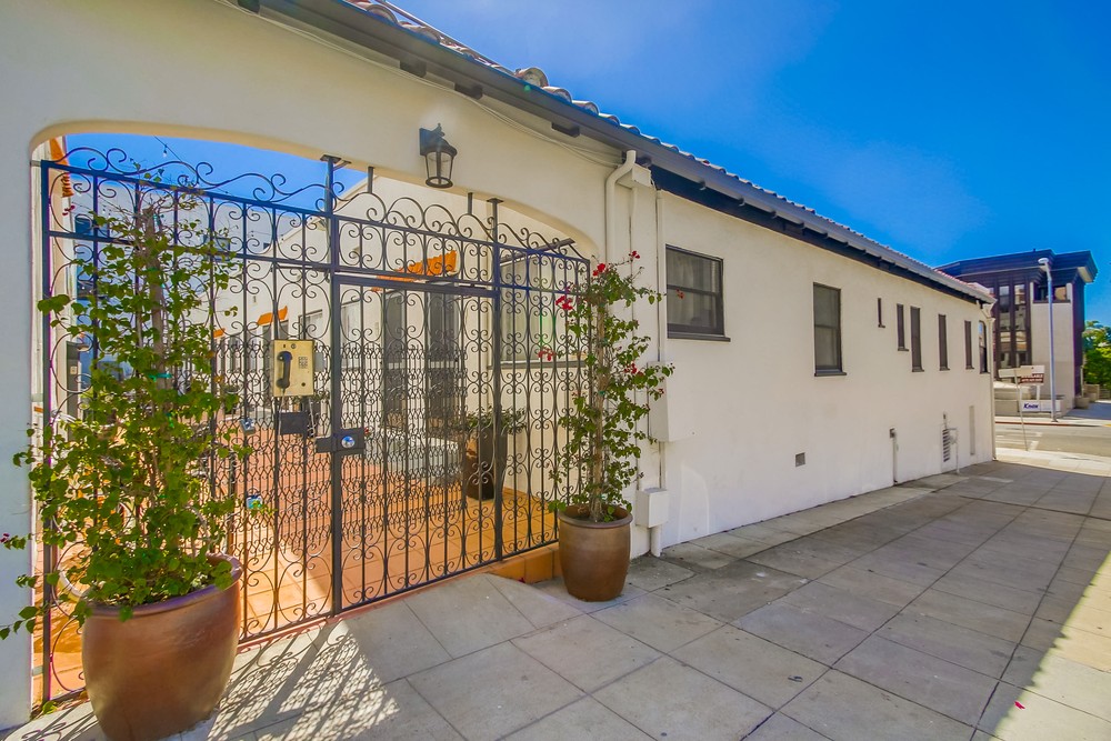 Virtual tour photo 38 of 65 for 2241 Fourth Ave