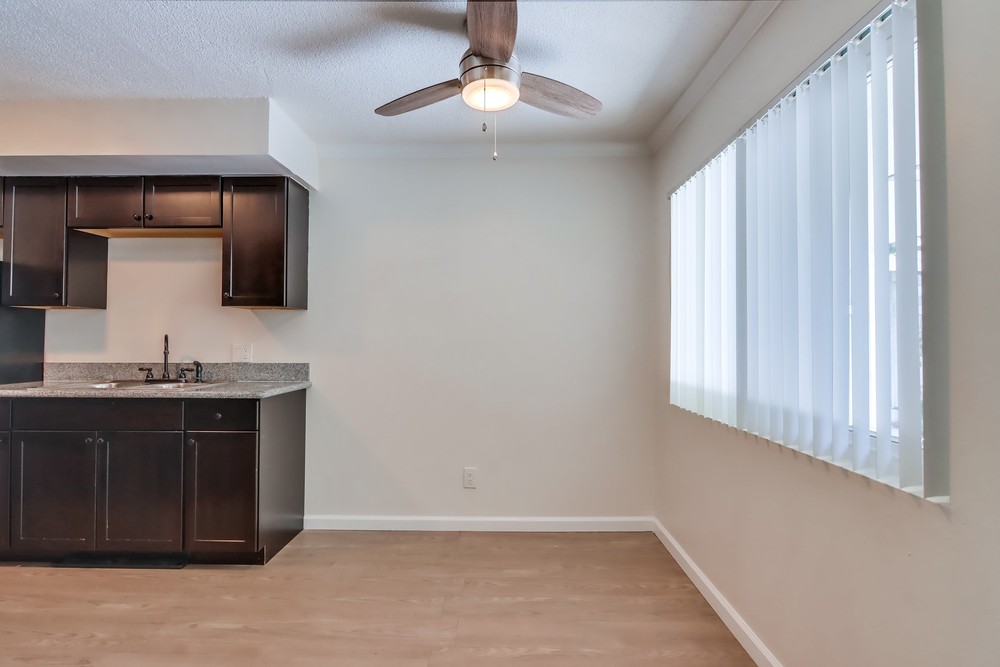 Virtual tour photo 13 of 25 for 2244 Grand Ave