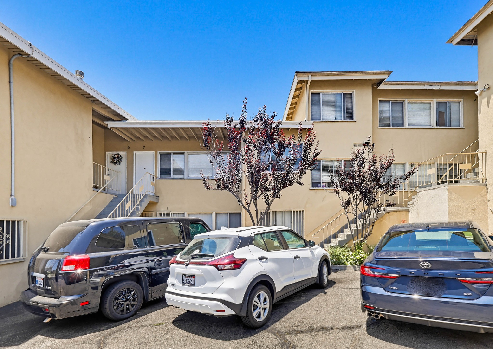 Virtual tour photo 4 of 51 for 2245 W 26th Pl #07