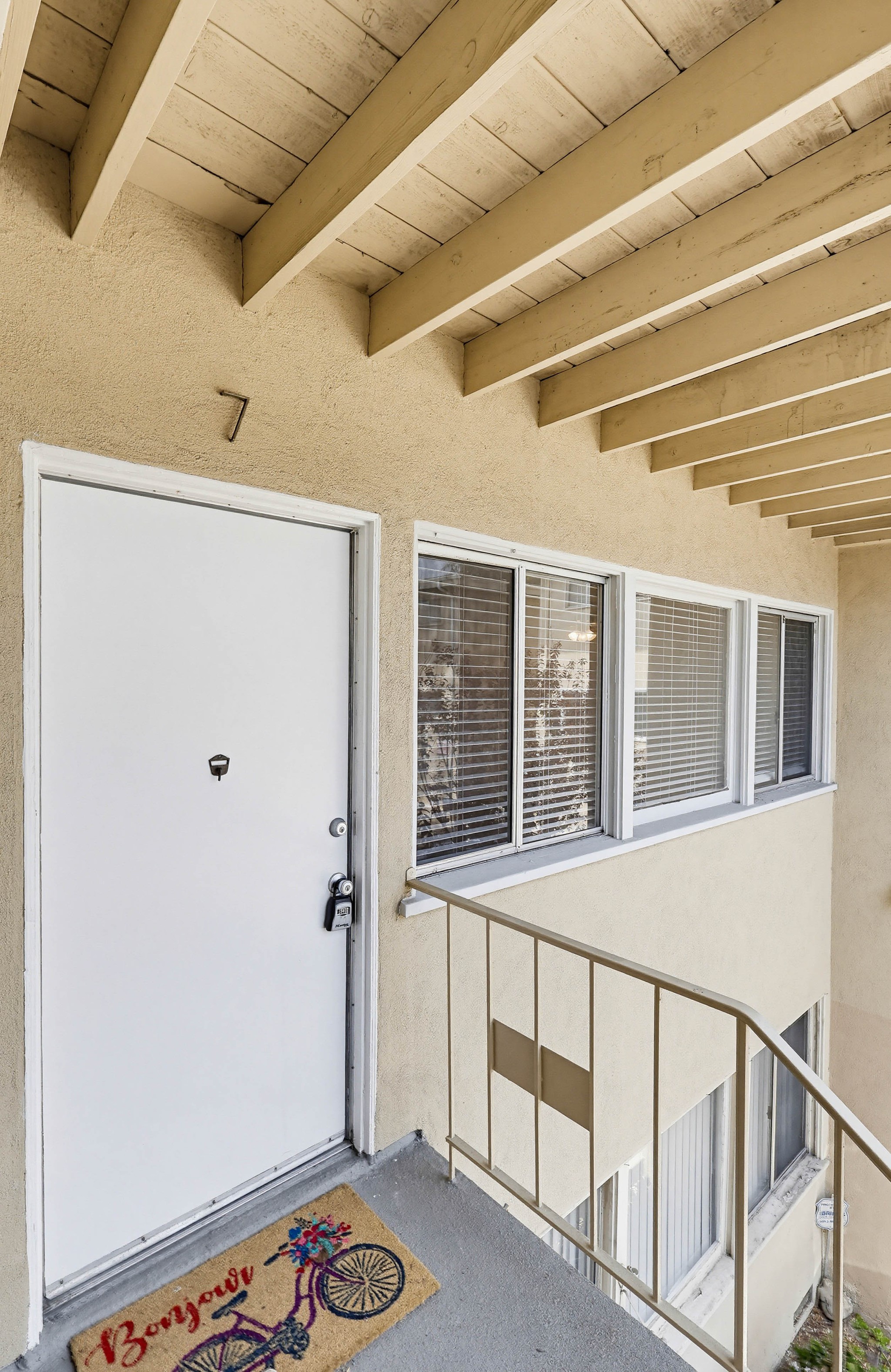 Virtual tour photo 8 of 51 for 2245 W 26th Pl #07