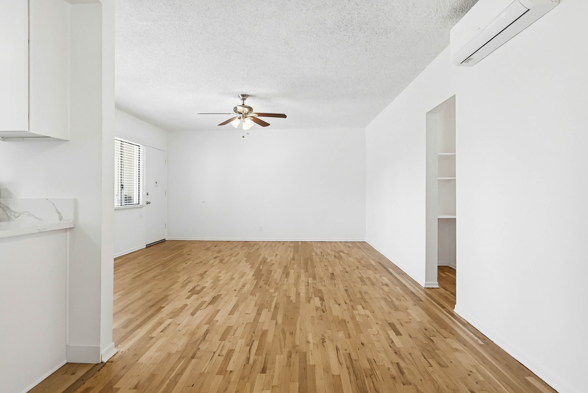 Virtual tour photo 18 of 51 for 2245 W 26th Pl #07