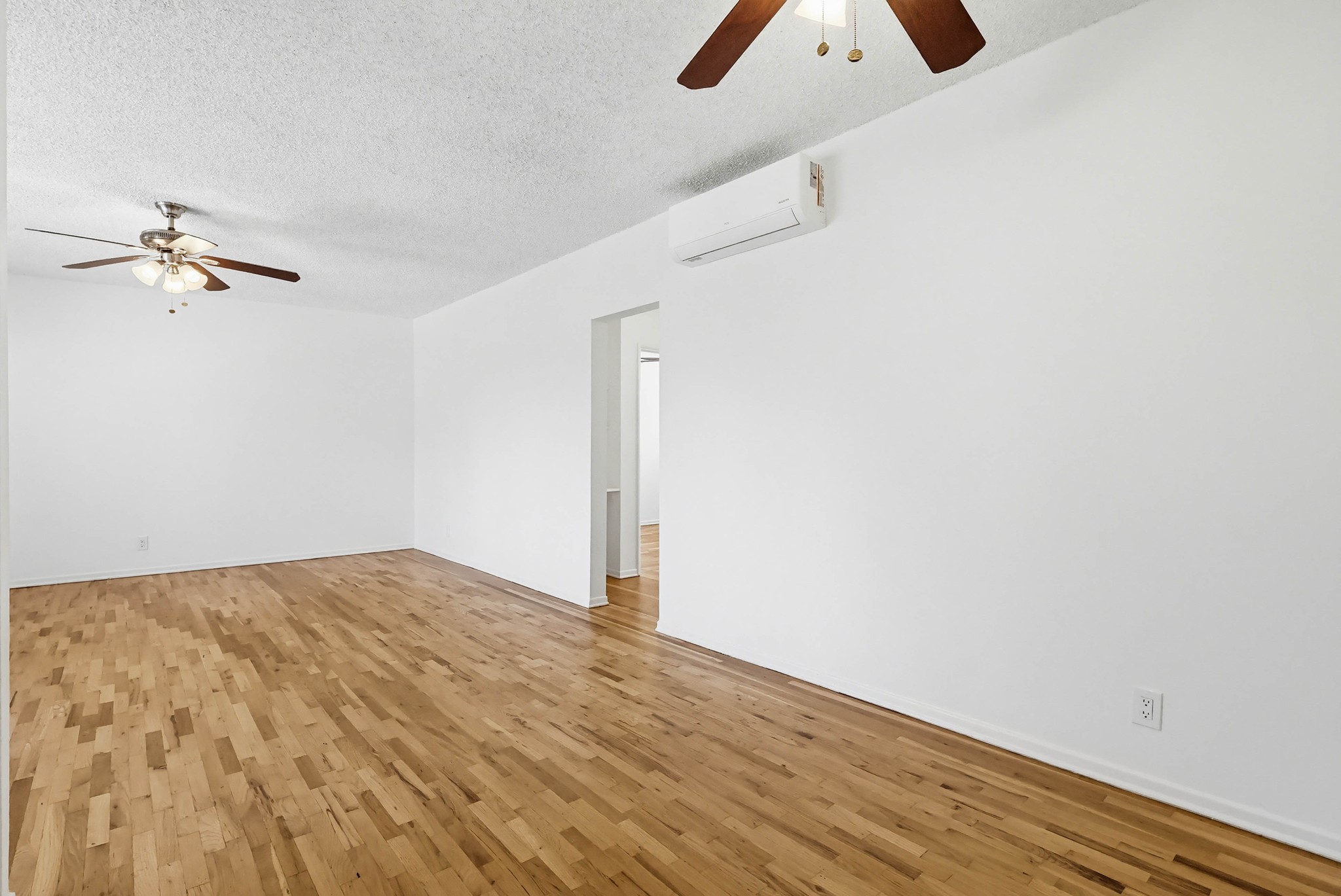 Virtual tour photo 19 of 51 for 2245 W 26th Pl #07