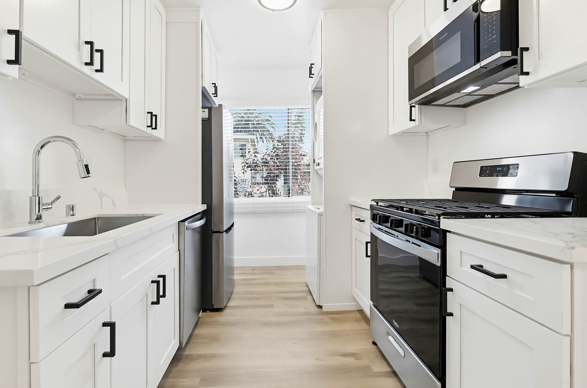 Virtual tour photo 20 of 51 for 2245 W 26th Pl #07