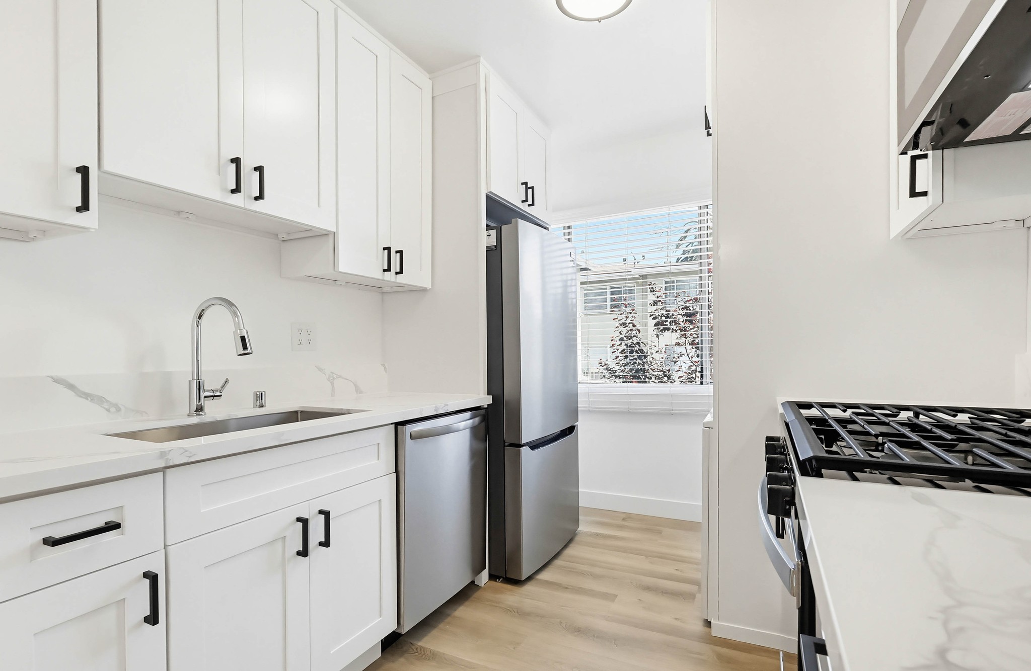 Virtual tour photo 21 of 51 for 2245 W 26th Pl #07