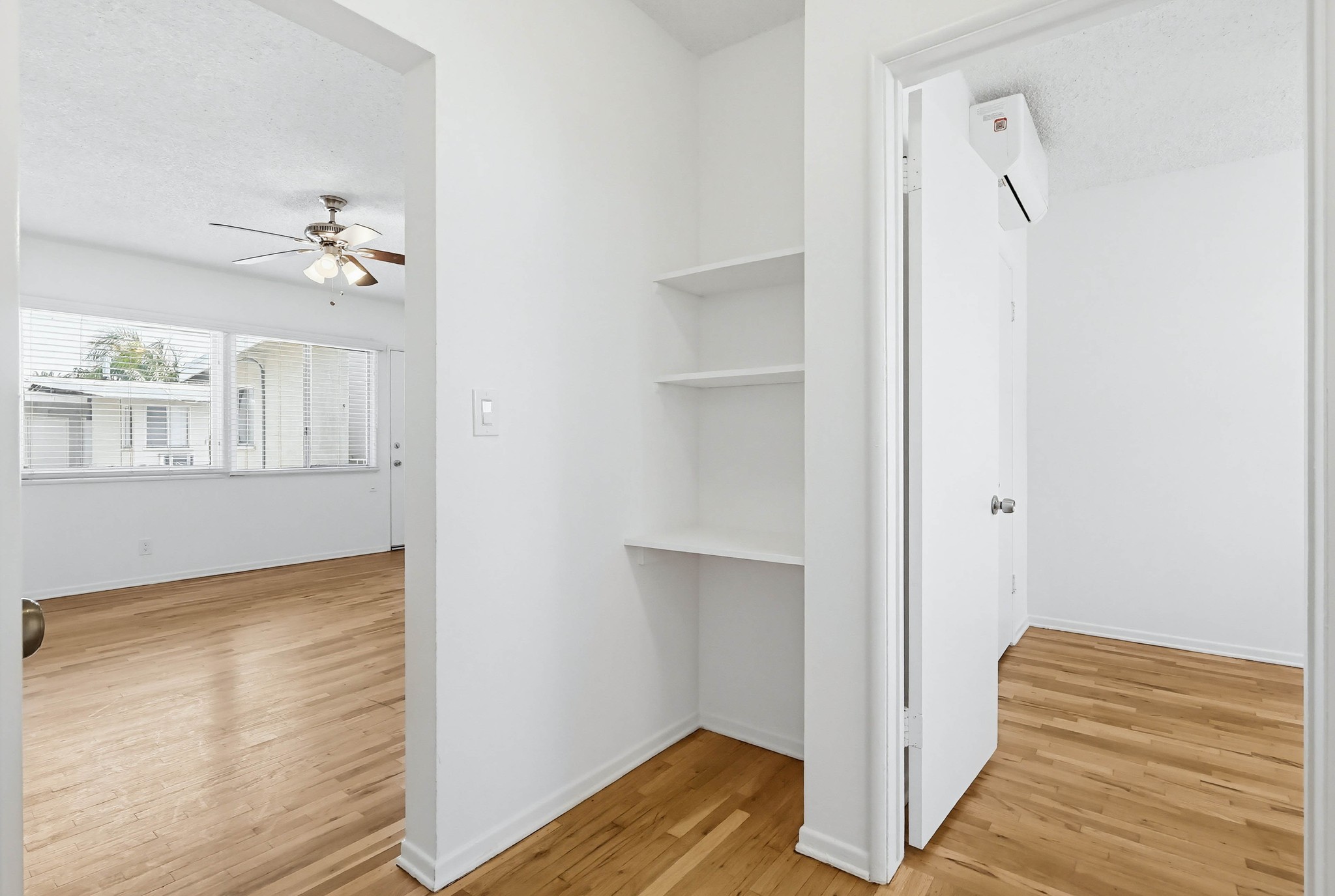 Virtual tour photo 30 of 51 for 2245 W 26th Pl #07