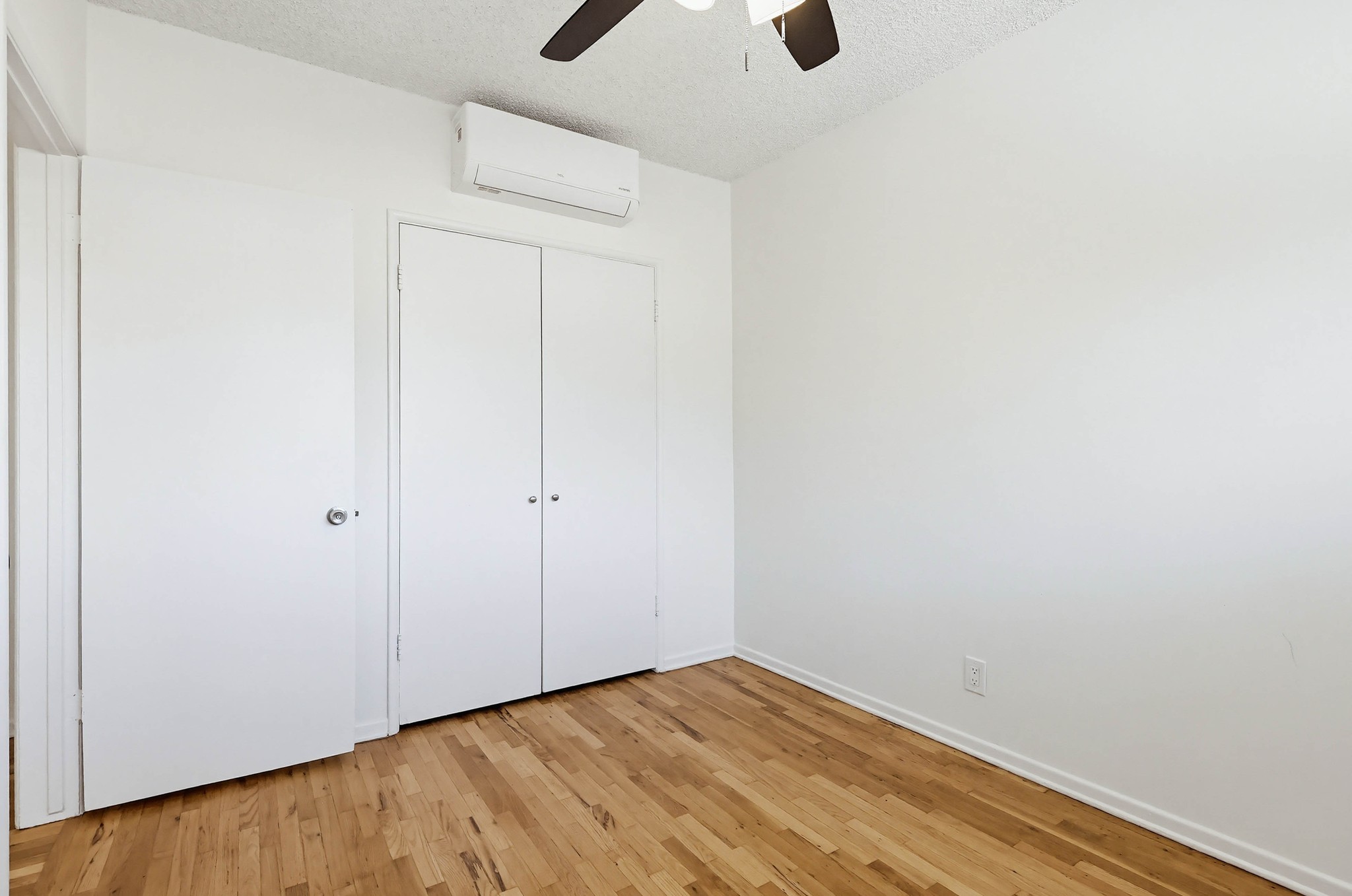 Virtual tour photo 34 of 51 for 2245 W 26th Pl #07