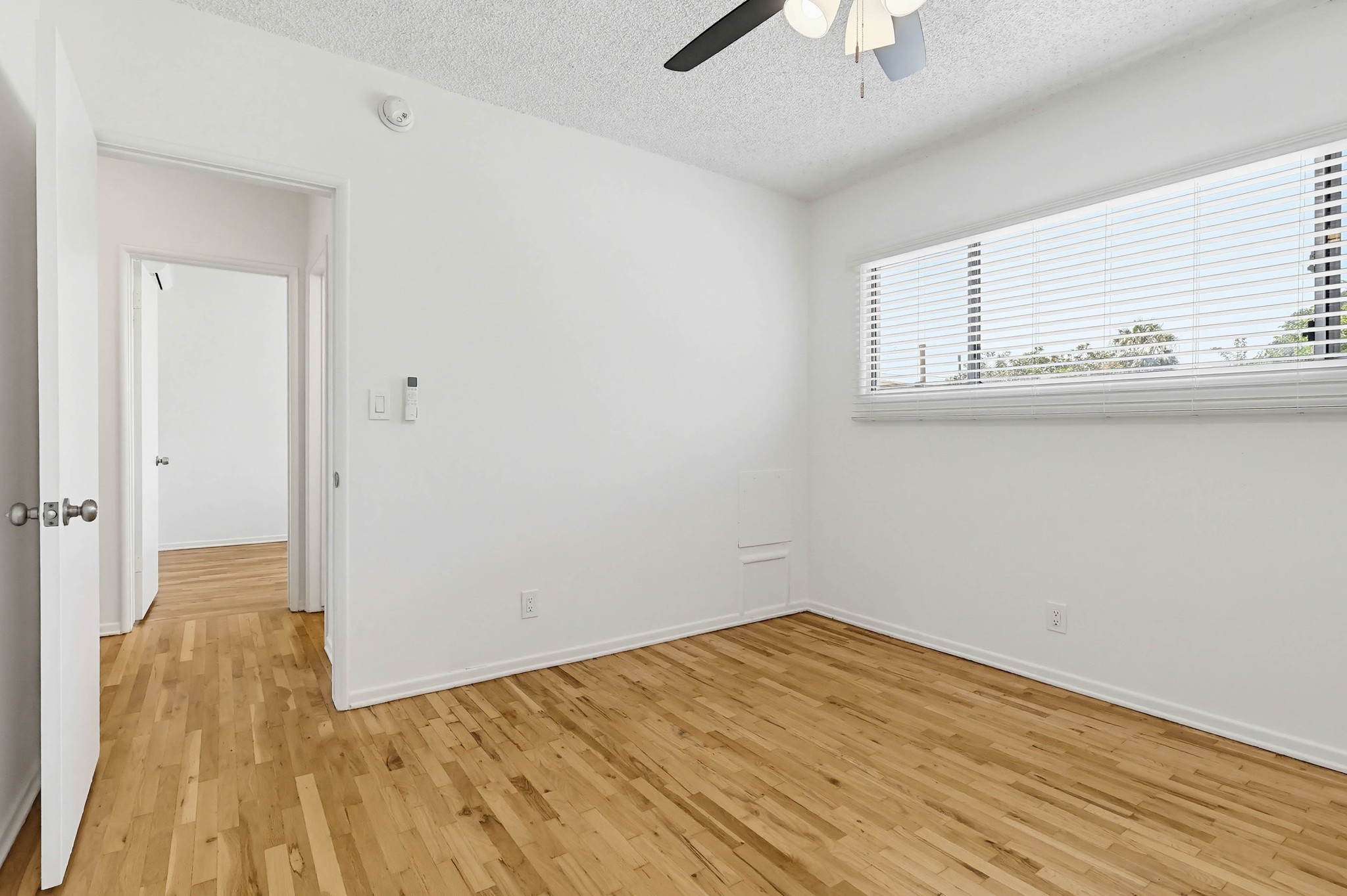 Virtual tour photo 41 of 51 for 2245 W 26th Pl #07