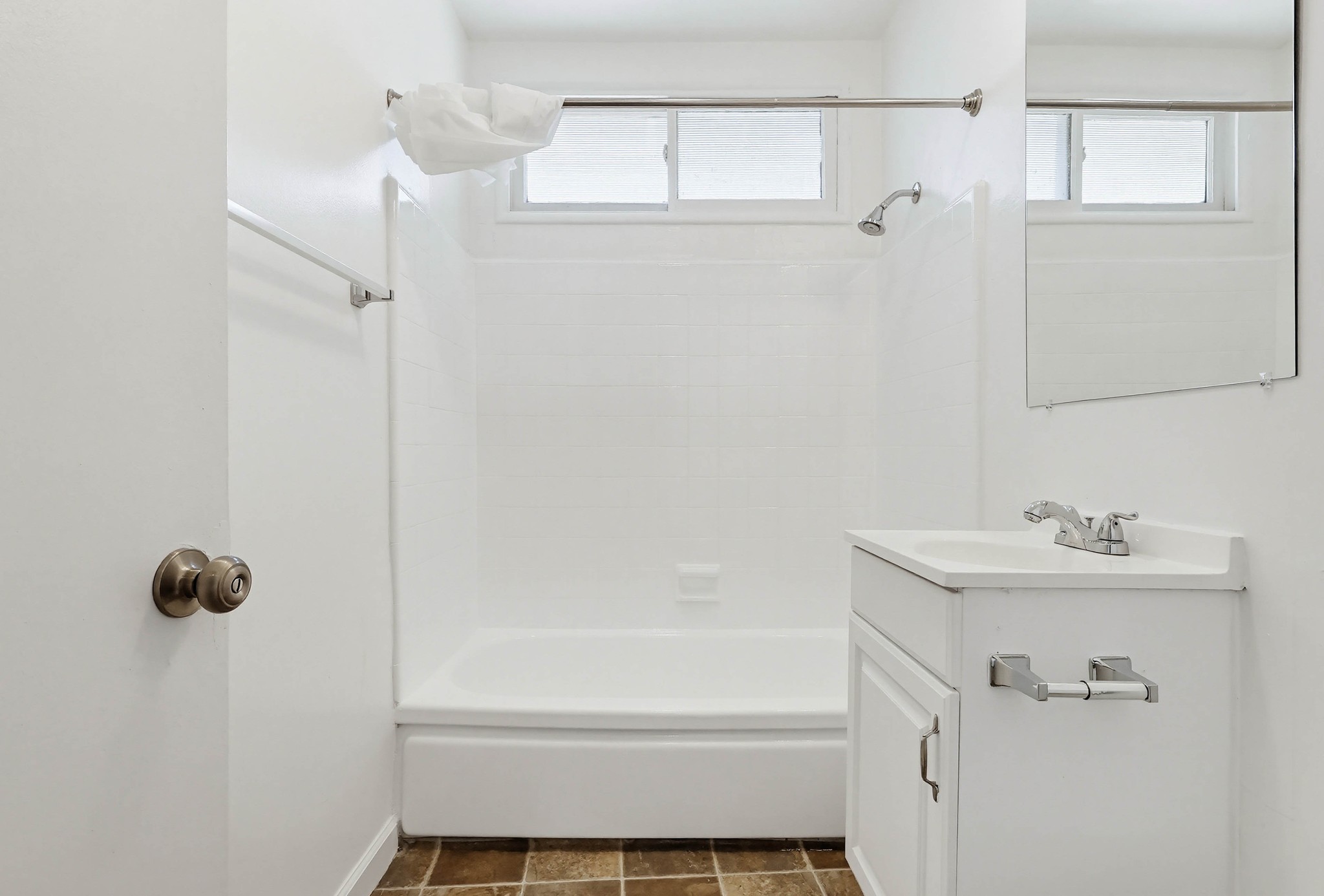 Virtual tour photo 44 of 51 for 2245 W 26th Pl #07