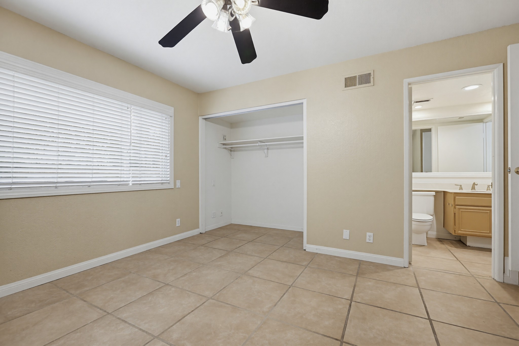 Virtual tour photo 38 of 116 for 22455 Melida