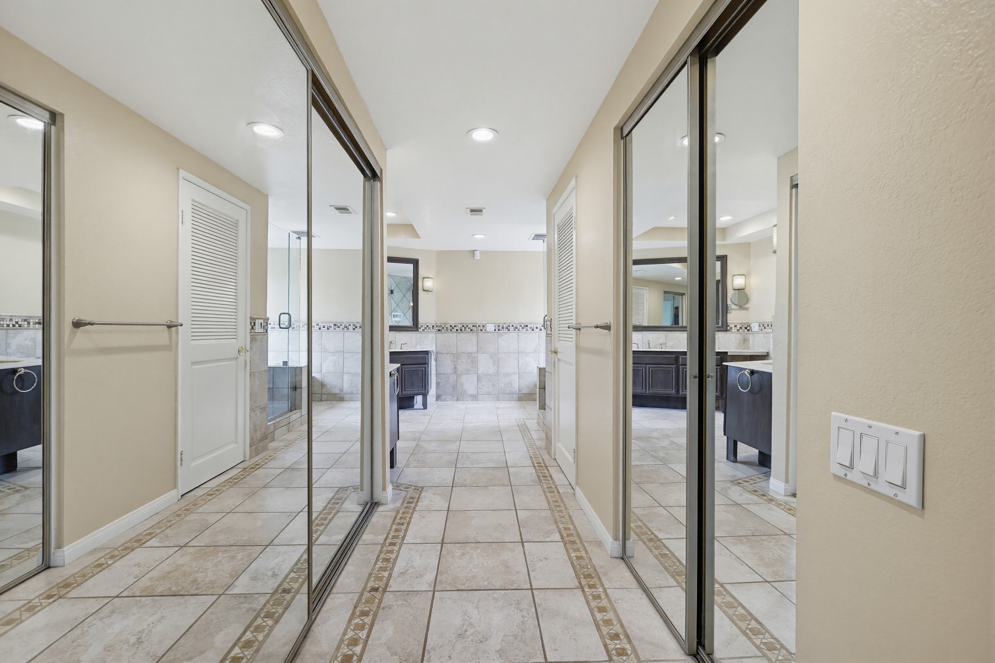 Virtual tour photo 58 of 116 for 22455 Melida