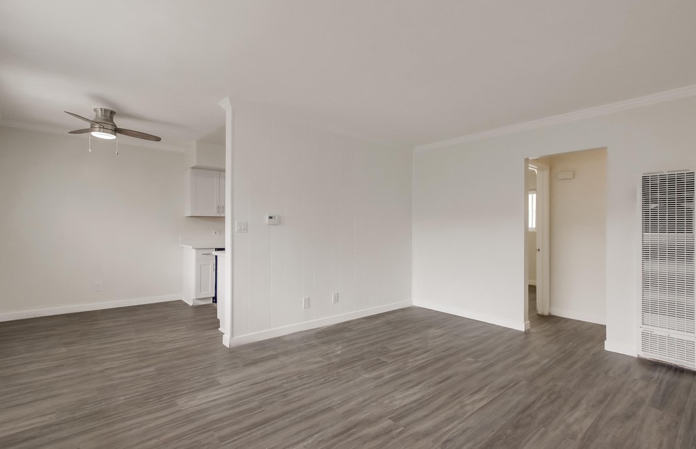 Virtual tour photo 6 of 21 for 2246 1/2 Grand Ave