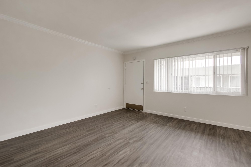 Virtual tour photo 8 of 21 for 2246 1/2 Grand Ave