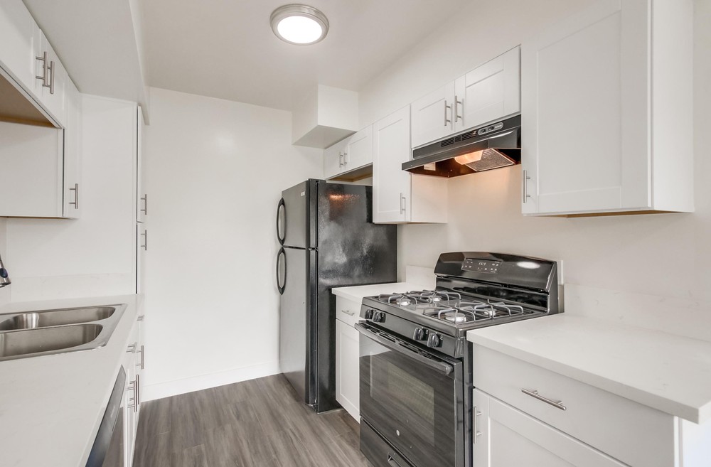 Virtual tour photo 11 of 21 for 2246 1/2 Grand Ave
